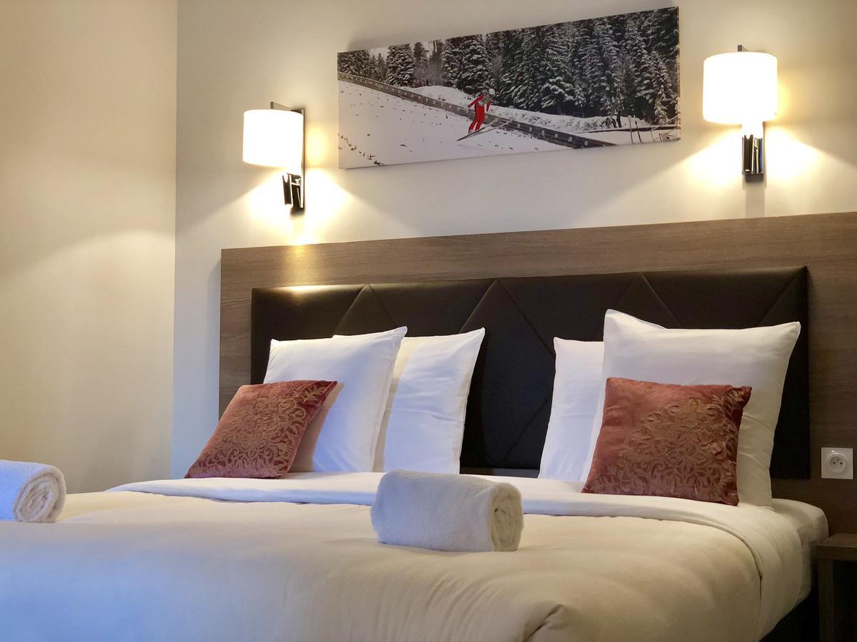 Hotel Les Tremplins La Chaux Neuve Esterno foto