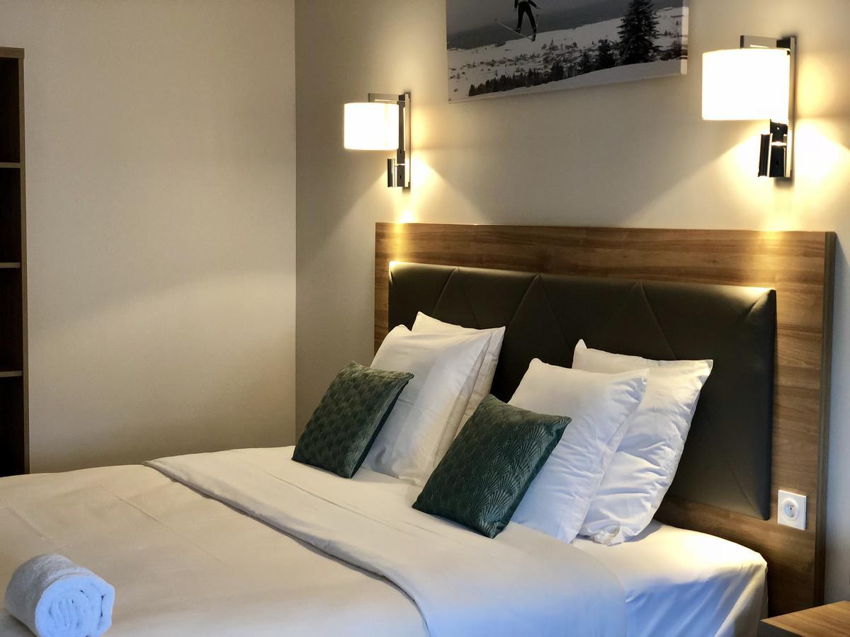 Hotel Les Tremplins La Chaux Neuve Esterno foto