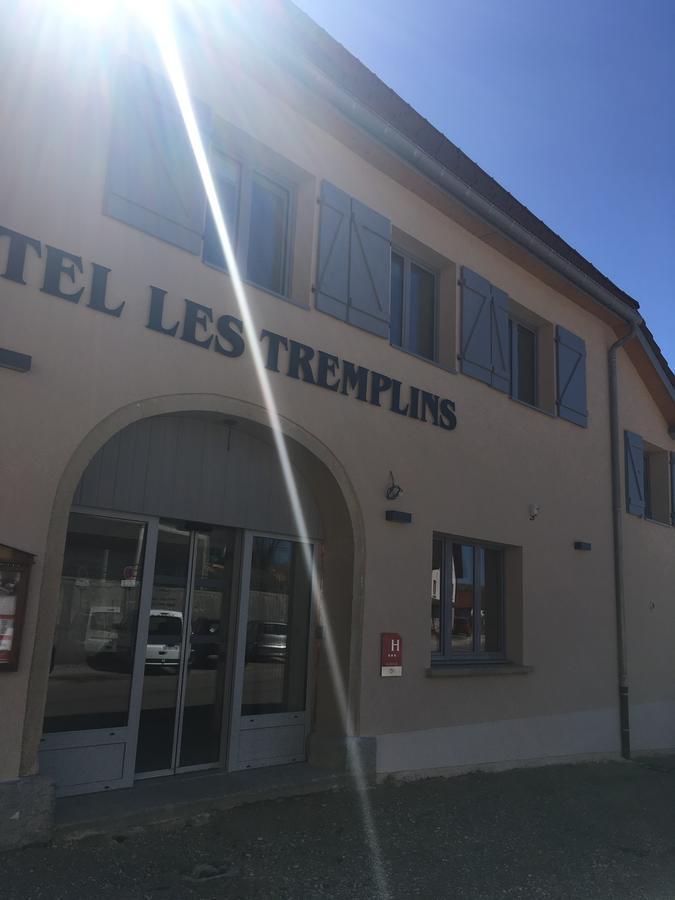 Hotel Les Tremplins La Chaux Neuve Esterno foto