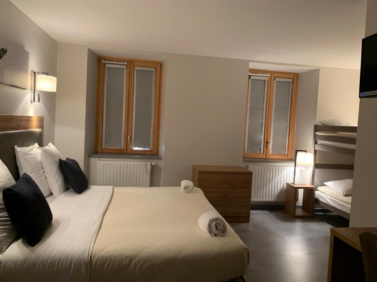 Hotel Les Tremplins La Chaux Neuve Esterno foto