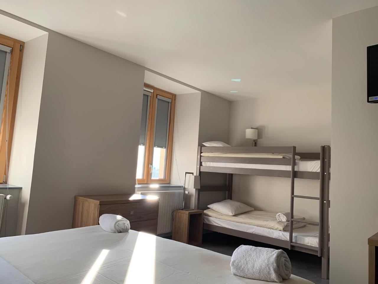 Hotel Les Tremplins La Chaux Neuve Esterno foto